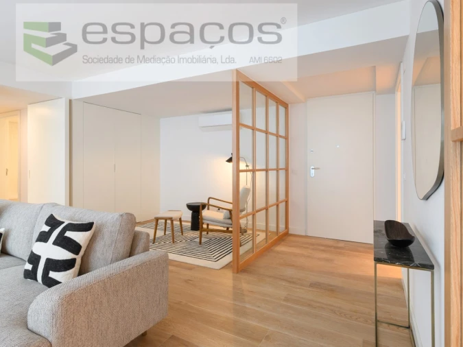 Apartamento T2 para Venda em Olivais Foto 3