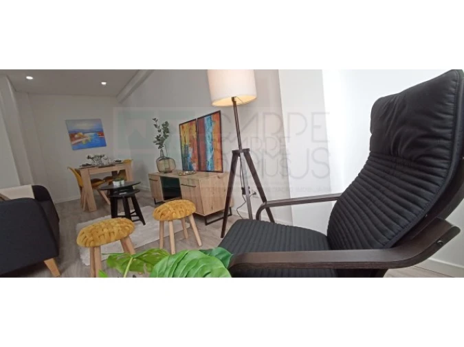 Apartamento T2 para Venda em São Domingos de Benfica Foto 3