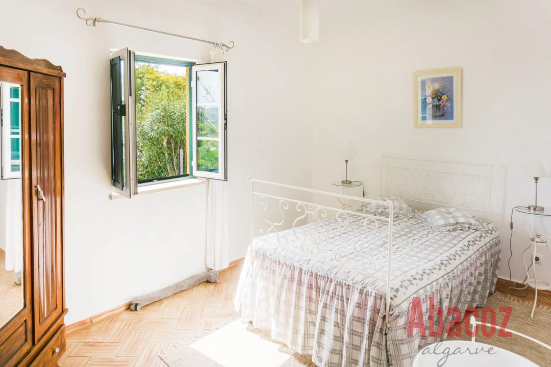 Moradia T1 para Venda em São Bartolomeu de Messines Foto 9