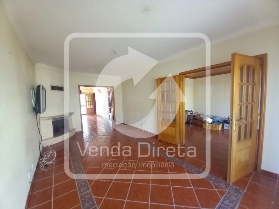 Moradia T3 para Venda em Santo Isidoro Foto 6