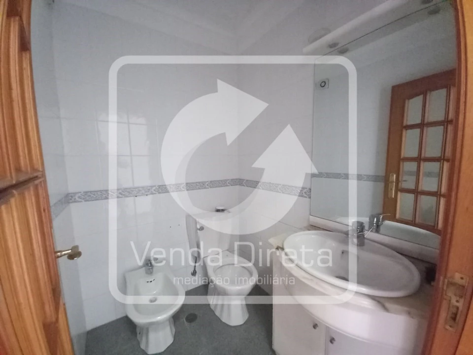 Moradia T3 para Venda em Santo Isidoro Foto 17