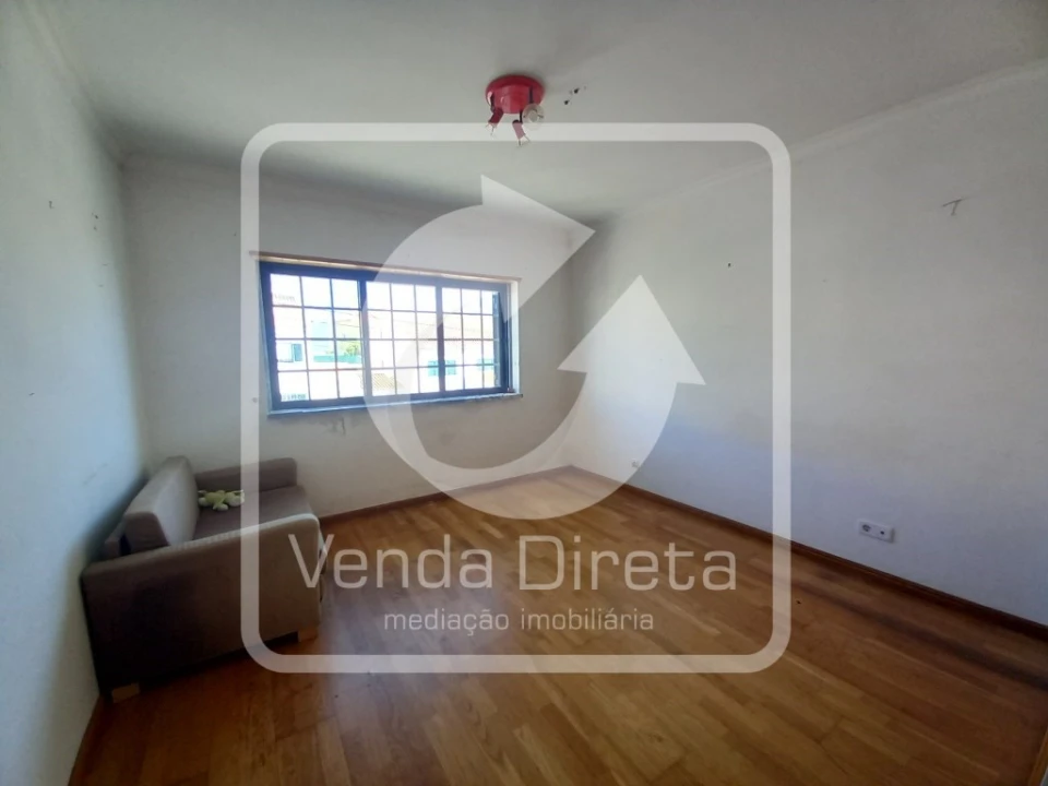 Moradia T3 para Venda em Santo Isidoro Foto 25