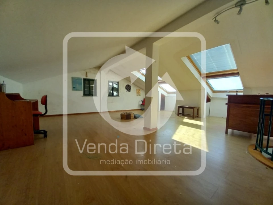 Moradia T3 para Venda em Santo Isidoro Foto 40