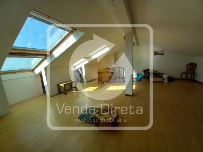 Moradia T3 para Venda em Santo Isidoro Foto 42