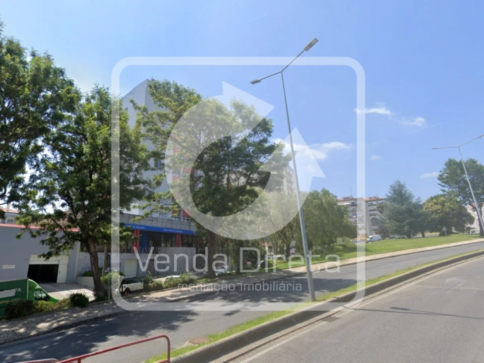 Apartamento T3 para Venda em Ramada e Caneças Foto 17