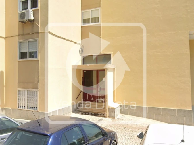 Apartamento T3 para Venda em Ramada e Caneças Foto 2