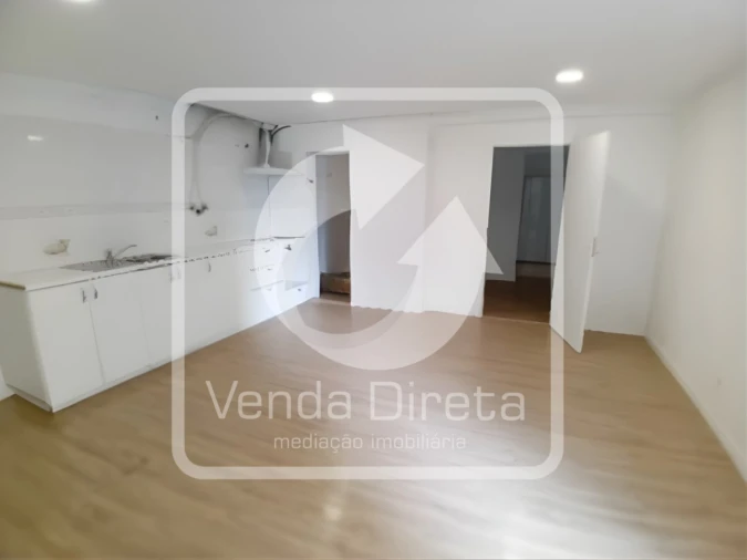 Apartamento T3 para Venda em Ramada e Caneças Foto 3