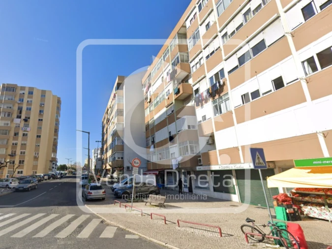 Apartamento T3 para Venda em Ramada e Caneças Foto 11