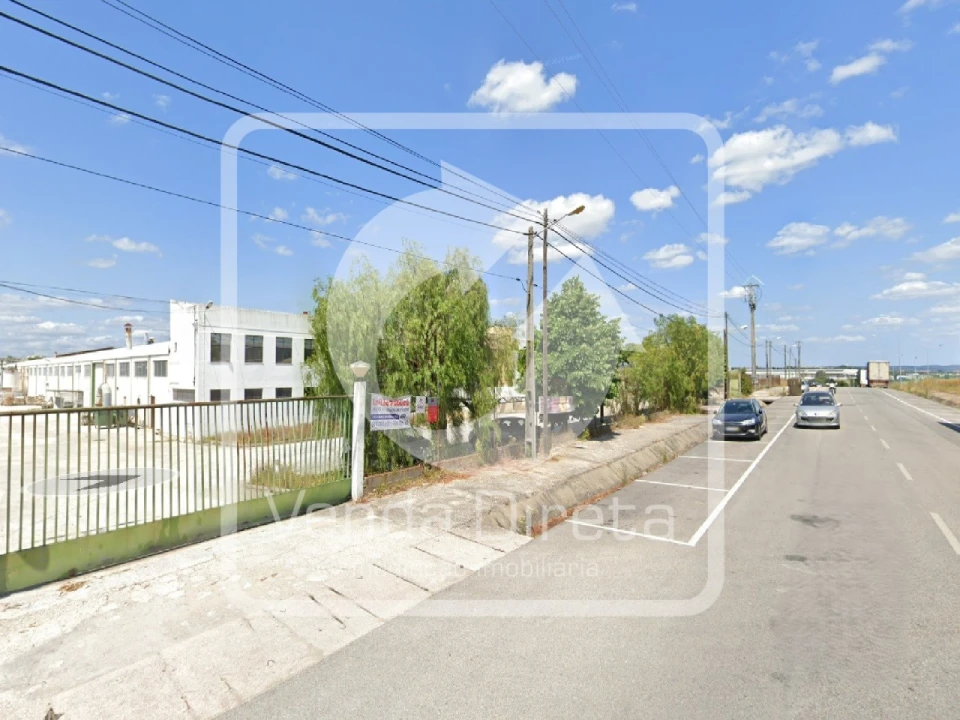 Armazém para Venda em Torres Novas (Santa Maria, Salvador e Santiago) Foto 8