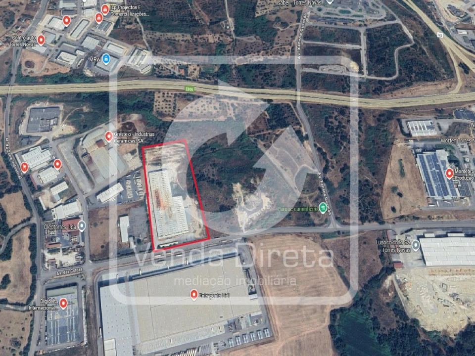 Armazém para Venda em Torres Novas (Santa Maria, Salvador e Santiago) Foto 16