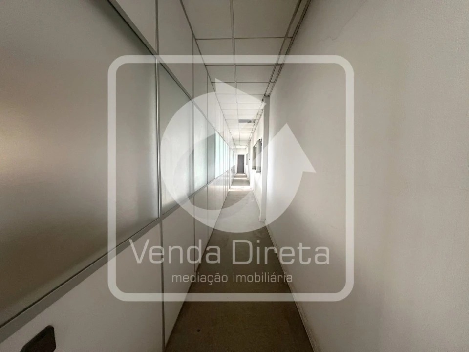 Armazém para Venda em Torres Novas (Santa Maria, Salvador e Santiago) Foto 19