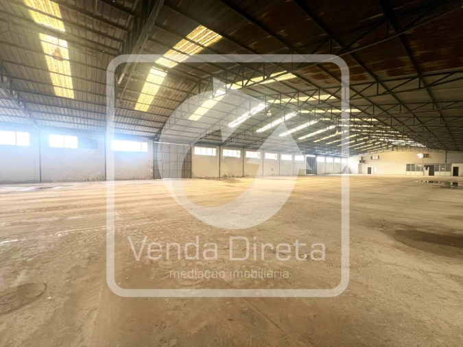 Armazém para Venda em Torres Novas (Santa Maria, Salvador e Santiago) Foto 7