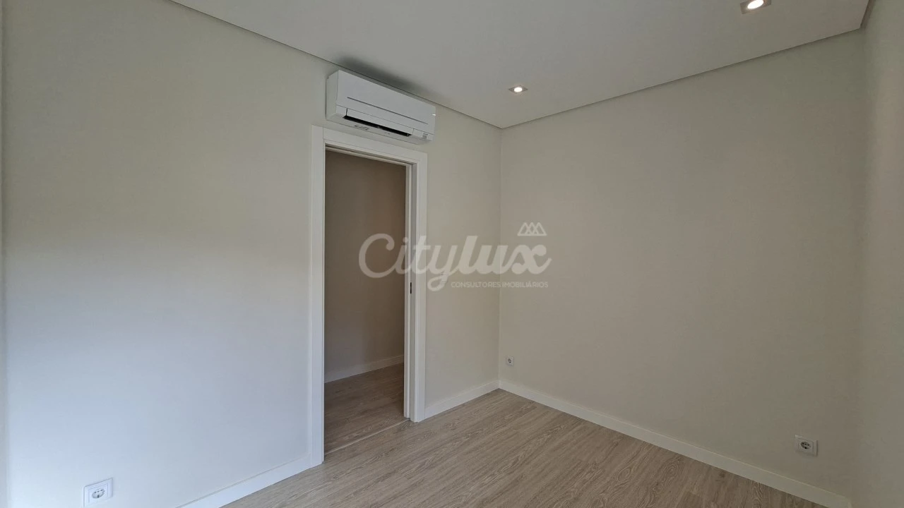 Apartamento T2 para Venda em Cascais e Estoril Foto 18