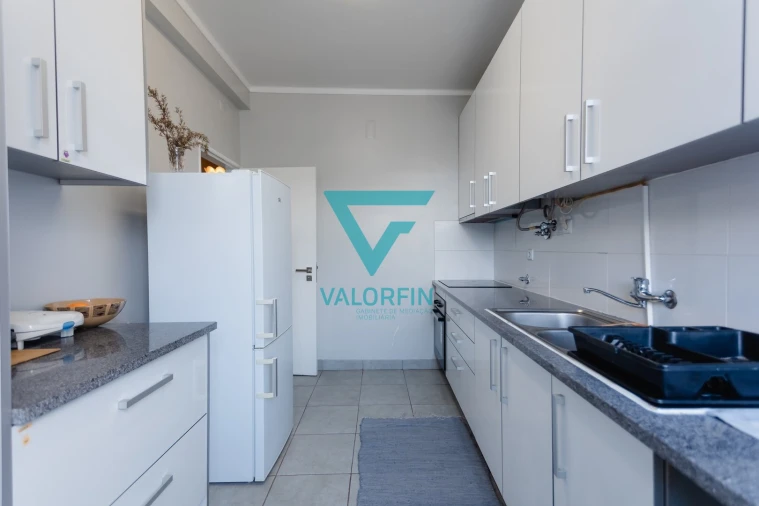 Apartamento T4 para Venda em Leiria, Pousos, Barreira e Cortes Foto 2