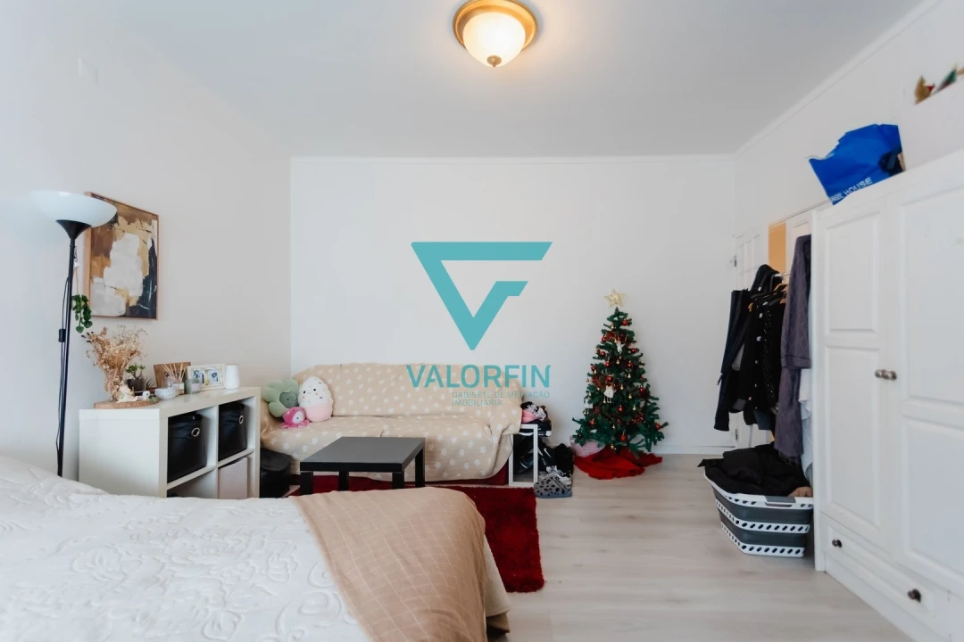 Apartamento T4 para Venda em Leiria, Pousos, Barreira e Cortes Foto 16