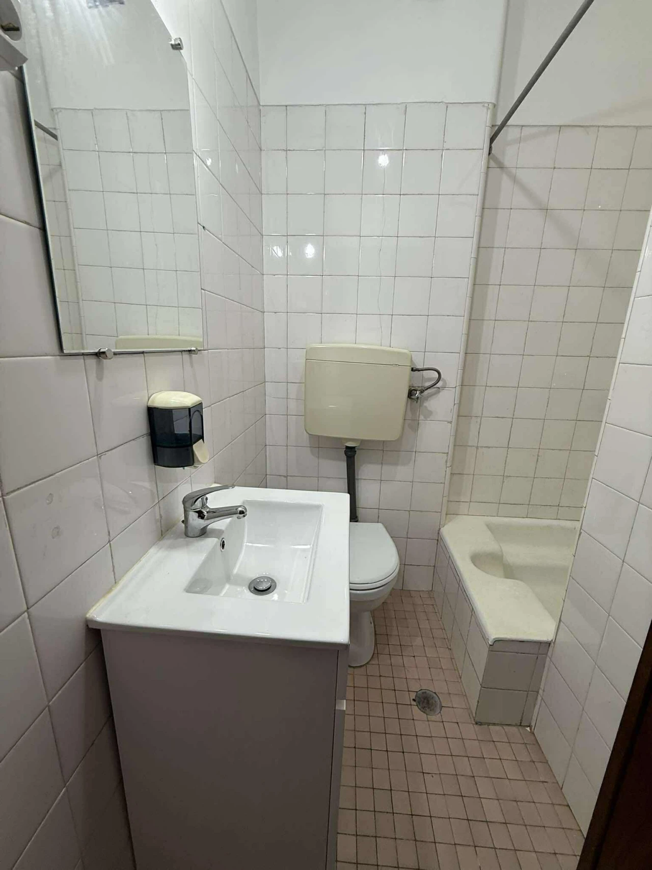 Apartamento T3 para Venda em São João Baptista e Santa Maria dos Olivais Foto 11