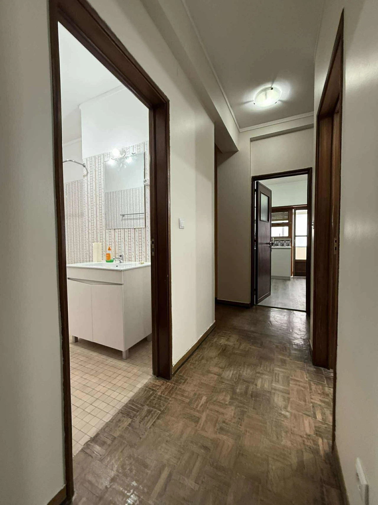 Apartamento T3 para Venda em São João Baptista e Santa Maria dos Olivais Foto 8