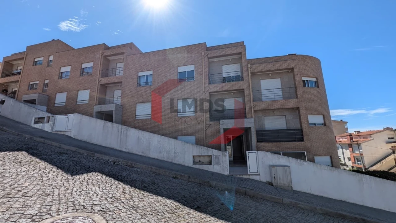 Apartamento T3 para Venda em Gondomar (São Cosme), Valbom e Jovim Foto 1