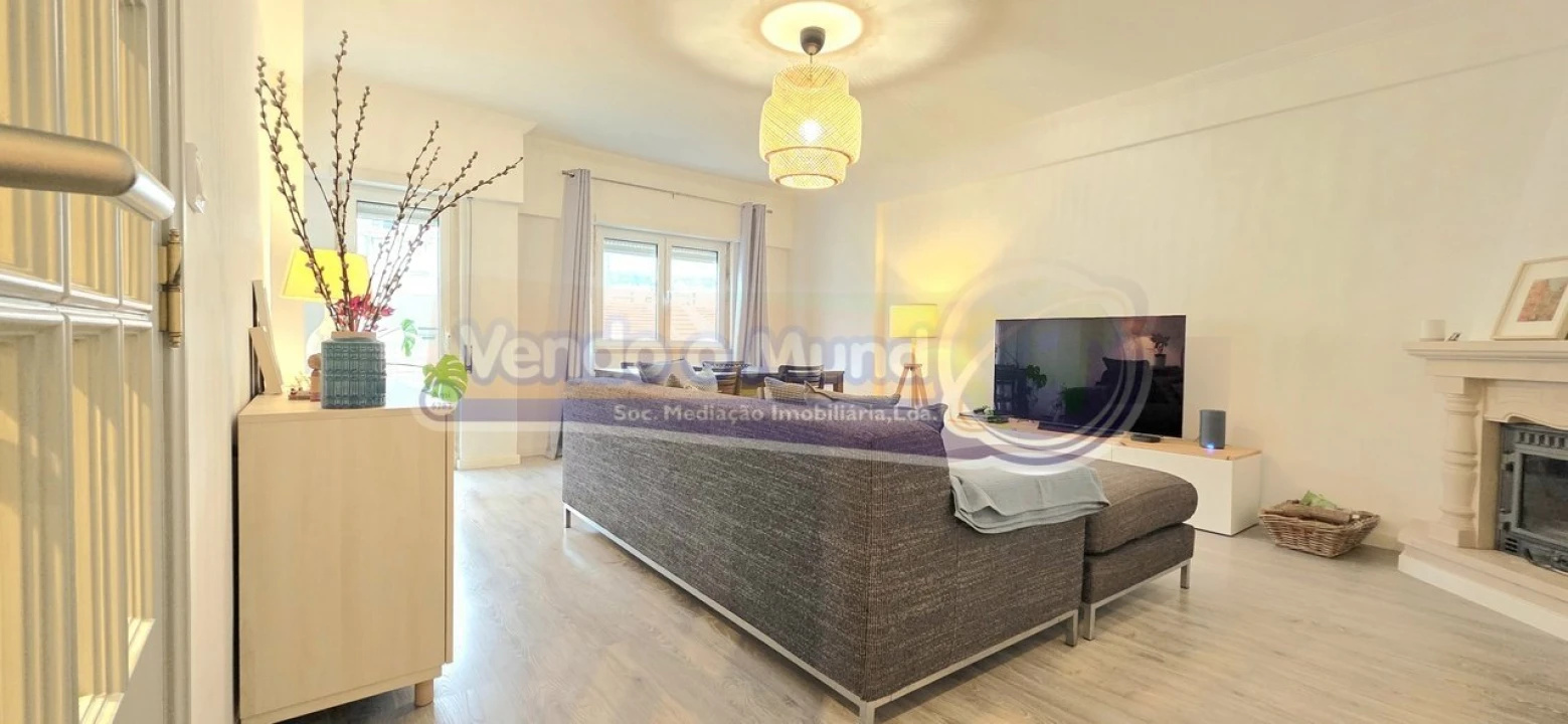 Apartamento T3 para Venda em Alverca do Ribatejo e Sobralinho Foto 1