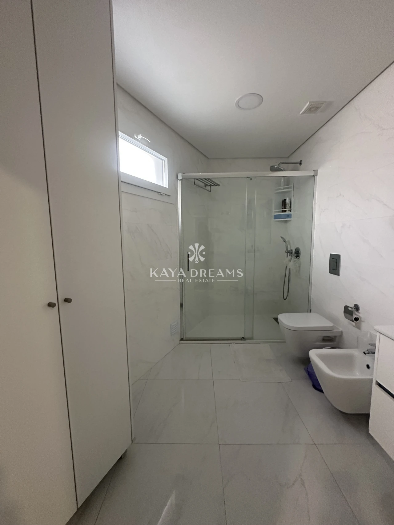 Moradia T4 para Venda em Pontinha e Famões Foto 11