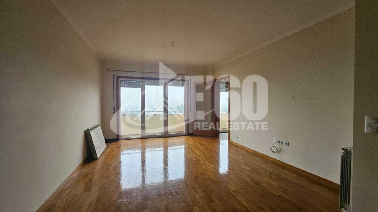 Apartamento T2 para Venda em Mozelos Foto 4