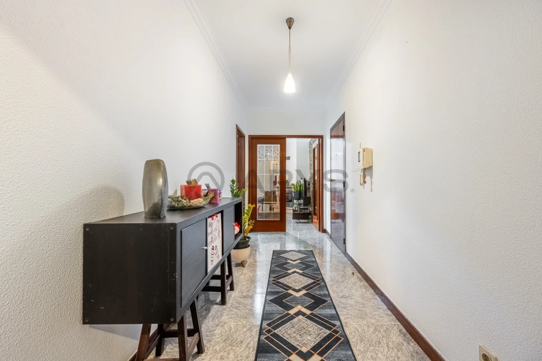 Apartamento T2 para Venda em Folgosa Foto 5