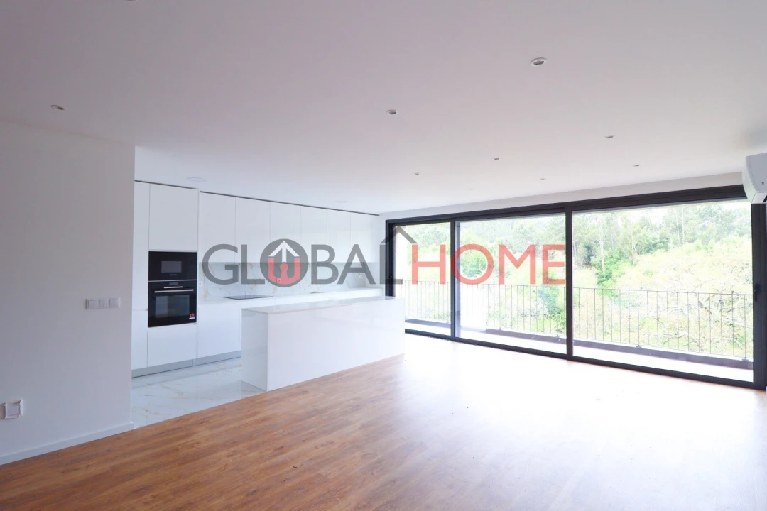 Moradia T3 para Venda em Fânzeres e São Pedro da Cova Foto 13