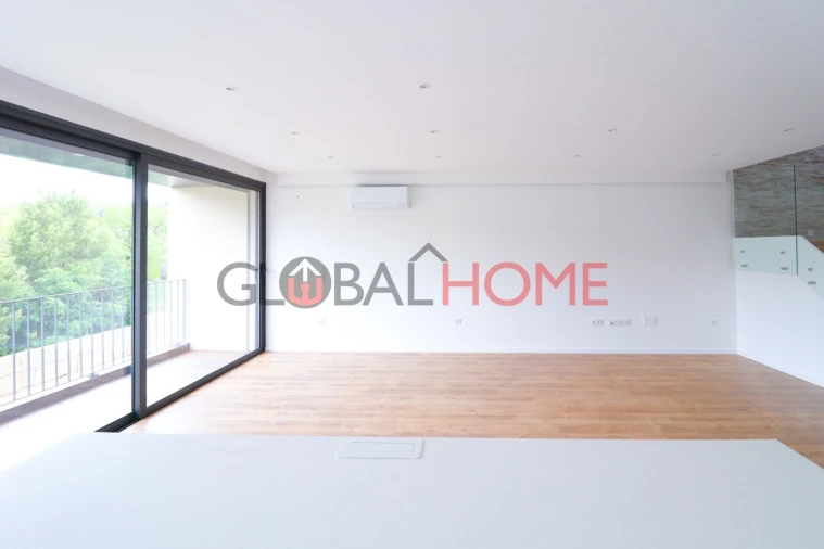 Moradia T3 para Venda em Fânzeres e São Pedro da Cova Foto 17