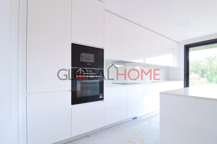 Moradia T3 para Venda em Fânzeres e São Pedro da Cova Foto 19