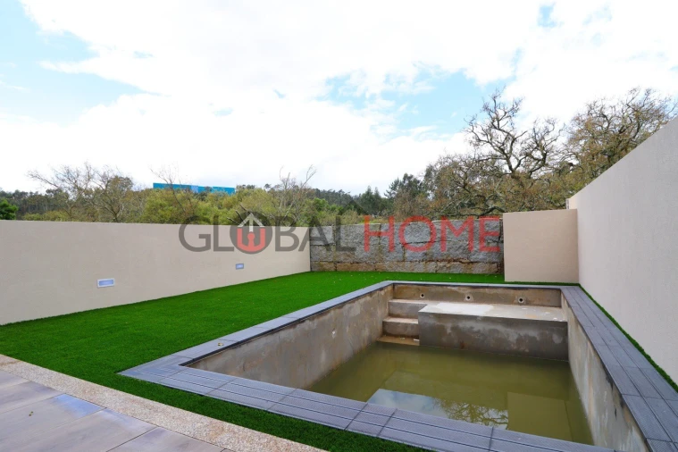 Moradia T3 para Venda em Fânzeres e São Pedro da Cova Foto 6