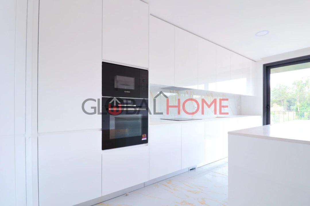 Moradia T3 para Venda em Fânzeres e São Pedro da Cova Foto 19