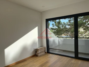 Apartamento T3 para Venda em Santa Maria, São Pedro e Matacães