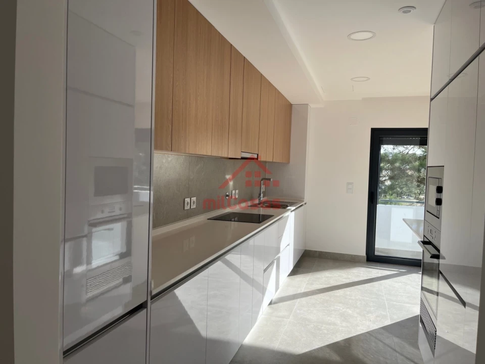 Apartamento T3 para Venda em Santa Maria, São Pedro e Matacães Foto 5