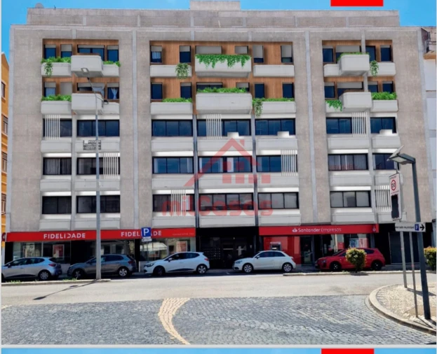 Apartamento T1 para Venda em Santa Maria, São Pedro e Matacães