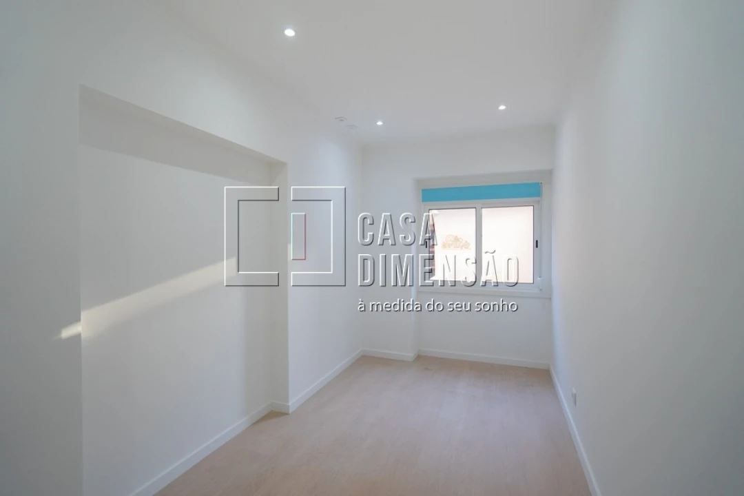 Apartamento T3 para Venda em Falagueira-Venda Nova Foto 17