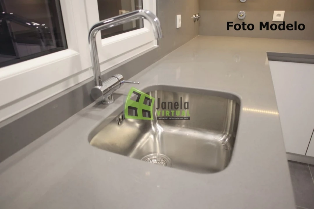 Moradia T3 para Venda em Quinta do Conde Foto 3