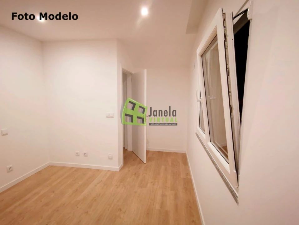 Moradia T3 para Venda em Quinta do Conde Foto 22