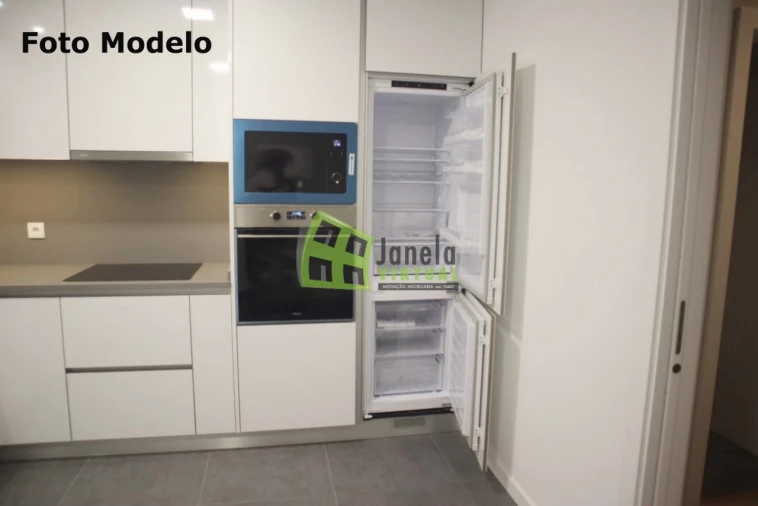 Moradia T3 para Venda em Quinta do Conde Foto 6