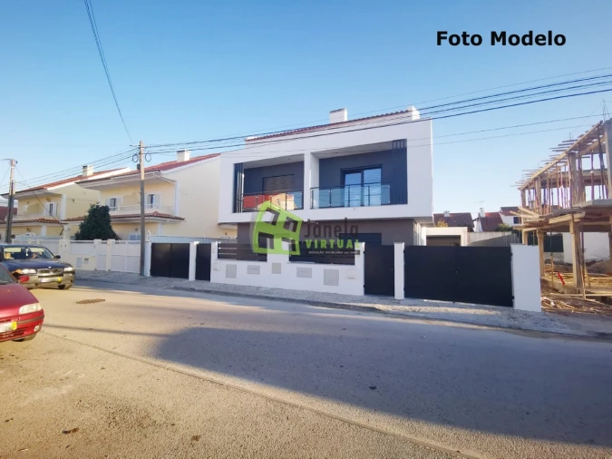 Moradia T3 para Venda em Quinta do Conde Foto 30