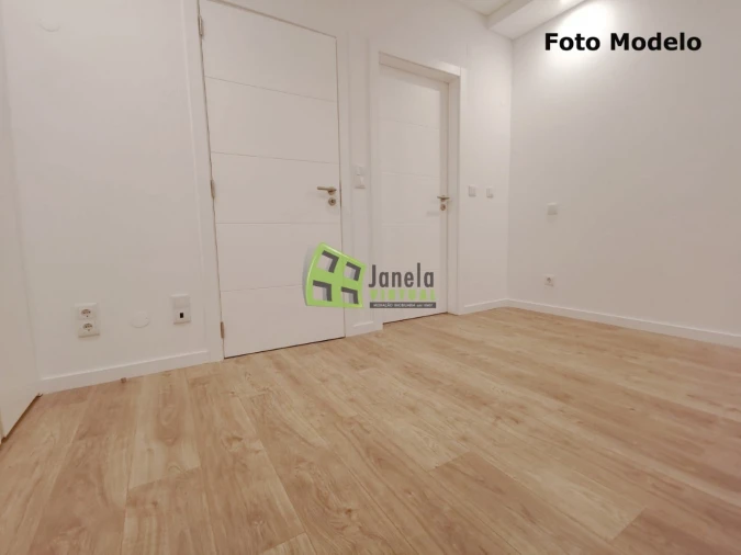 Moradia T3 para Venda em Quinta do Conde Foto 49