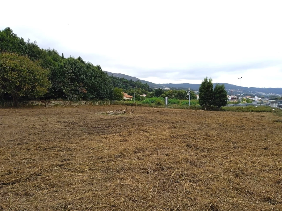 Terreno para Venda em Vila Nova de Cerveira e Lovelhe Foto 6