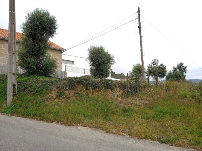 Terreno para Venda em Vila Nova de Cerveira e Lovelhe Foto 11