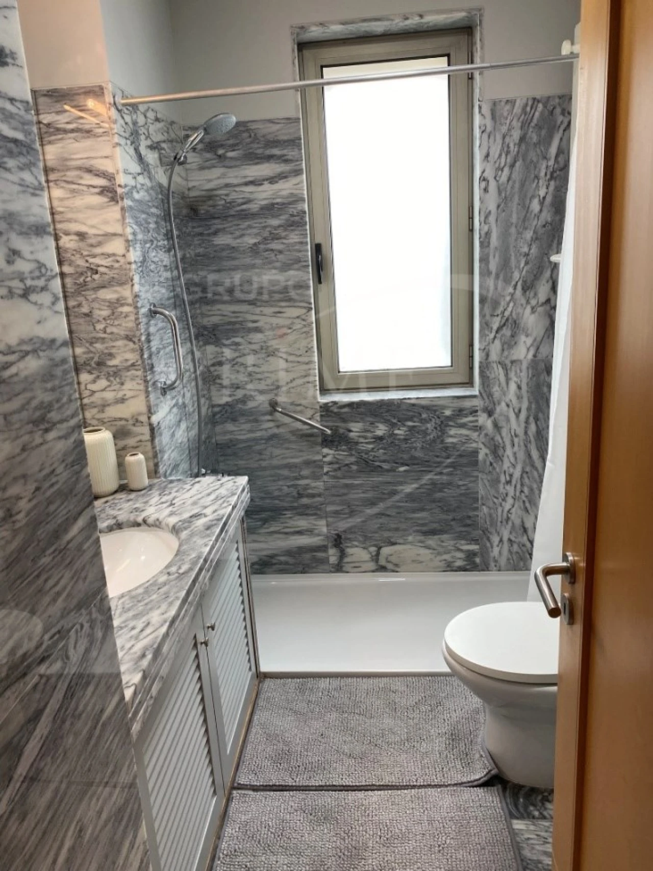 Apartamento T2 para Arrendamento em Aldoar, Foz do Douro e Nevogilde Foto 14