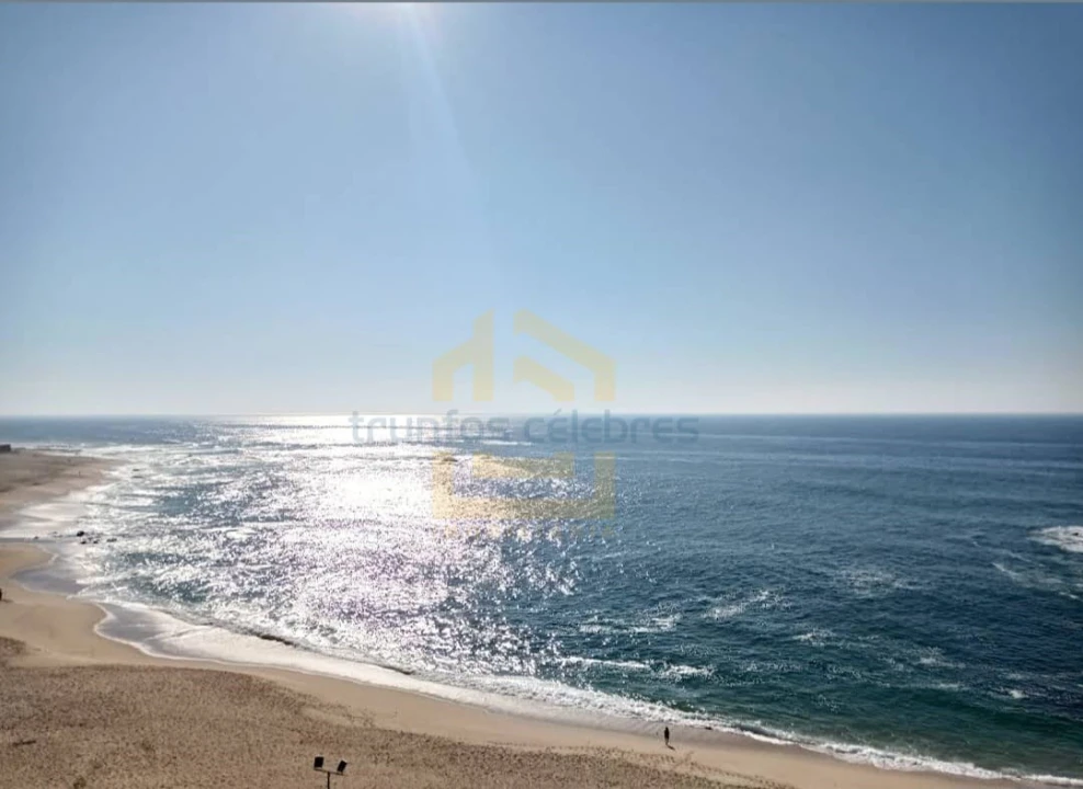 Apartamento T2 para Venda em Aver-O-Mar, Amorim e Terroso Foto 4