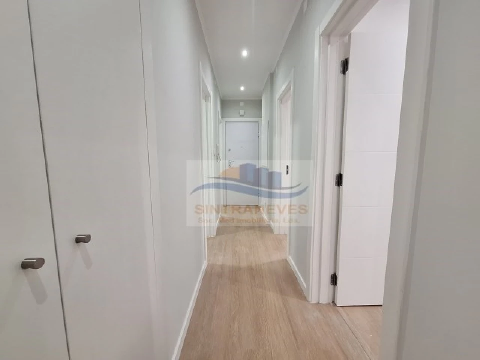 Apartamento T2 para Venda em Mina de Água Foto 6