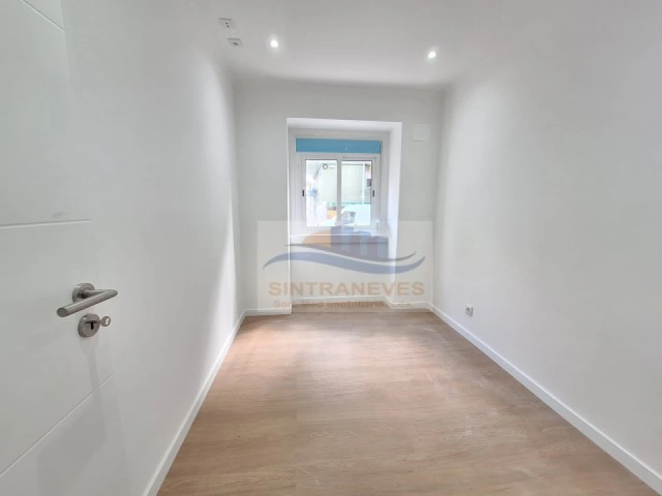 Apartamento T2 para Venda em Mina de Água Foto 8