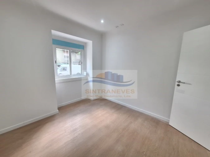 Apartamento T2 para Venda em Mina de Água Foto 13