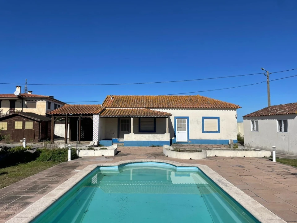 Moradia T2 para Venda em Monte Foto 1