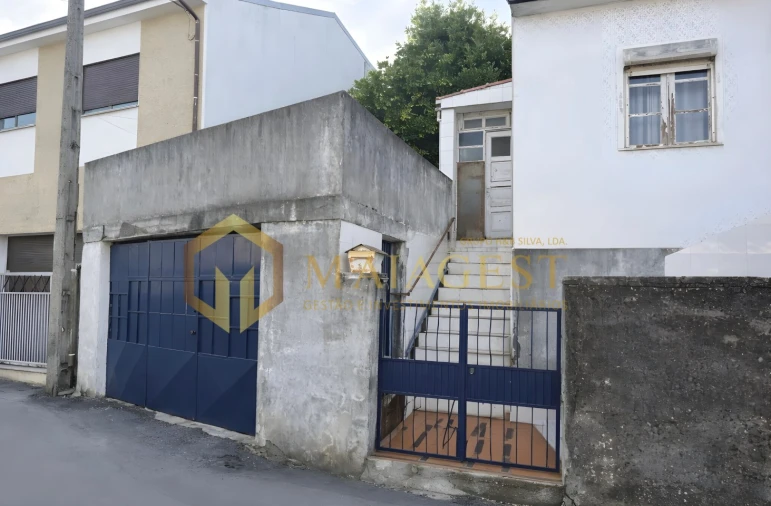 Moradia T3 para Venda em Fânzeres e São Pedro da Cova Foto 2