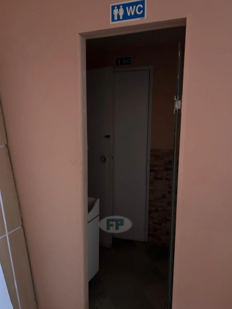 Loja para Venda em Algés, Linda-A-Velha e Cruz Quebrada-Dafundo Foto 9